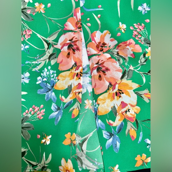 NWT LOFT Floral Midi Skirt w/ Slit (00P) - Picture 2 of 4